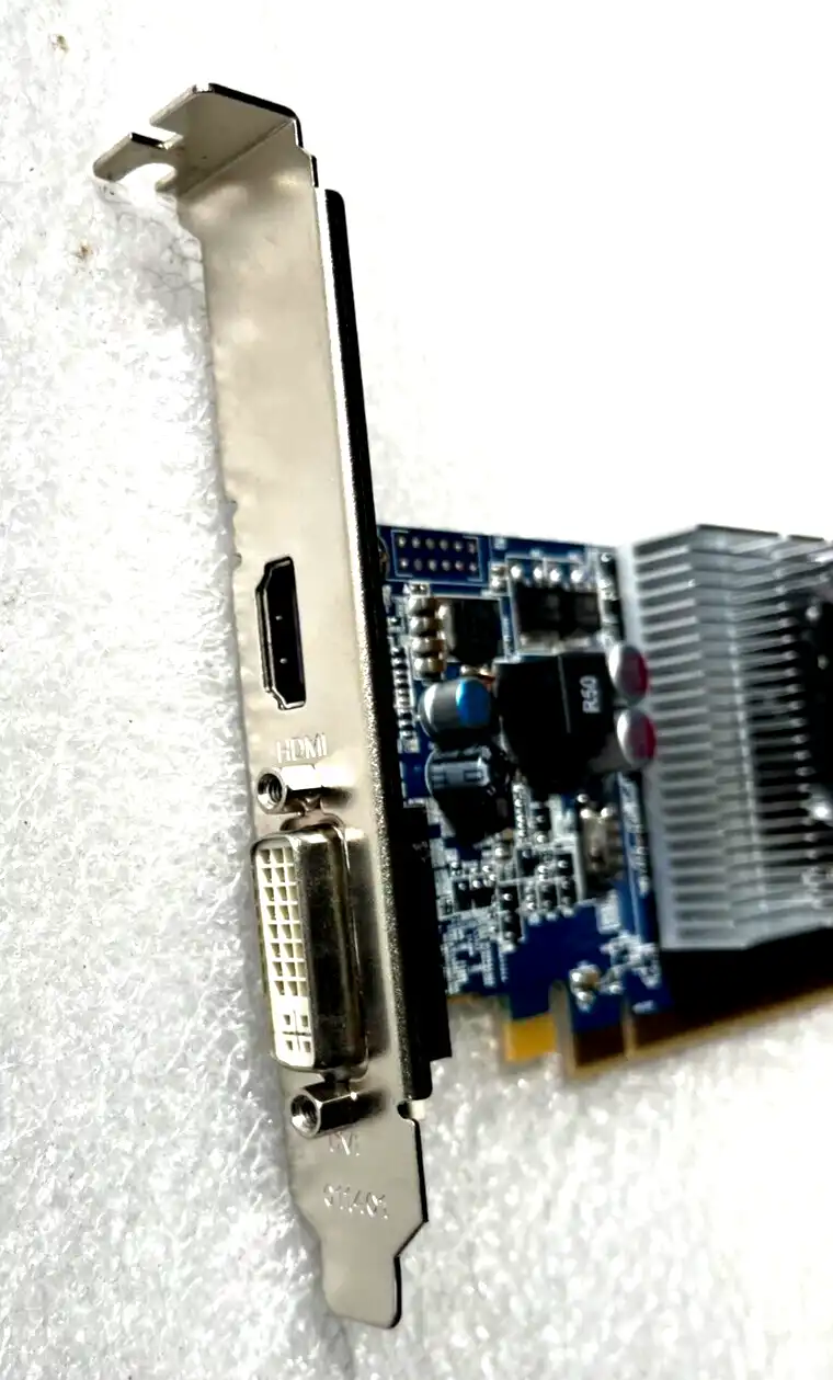 1Gb  Radeon HD6570 PCI-E  graphics card