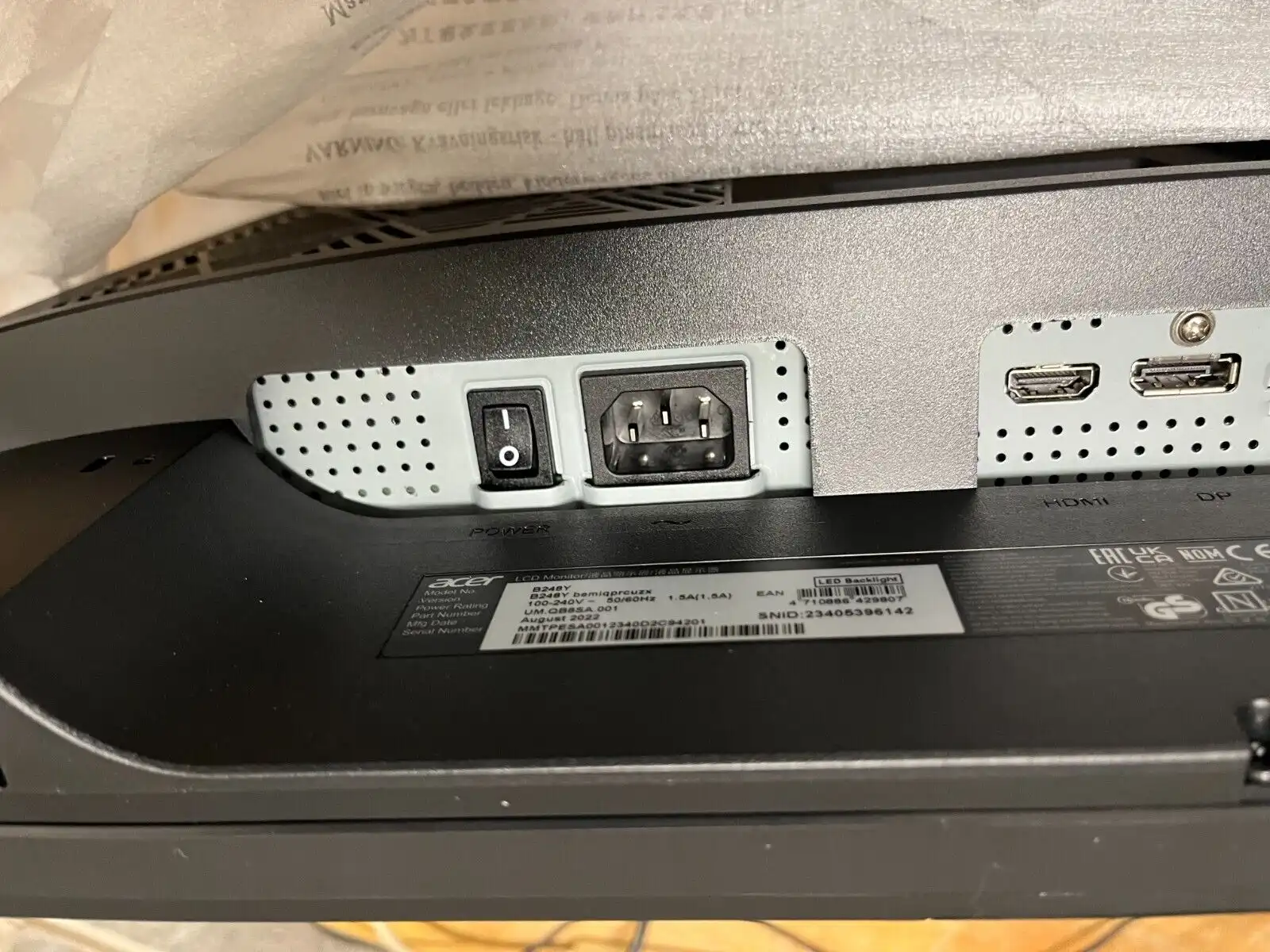 23.8" Acer B8 Gaming Monitor B248Y 1920x1080 IPS HDR10 Adaptive Synch Webcam