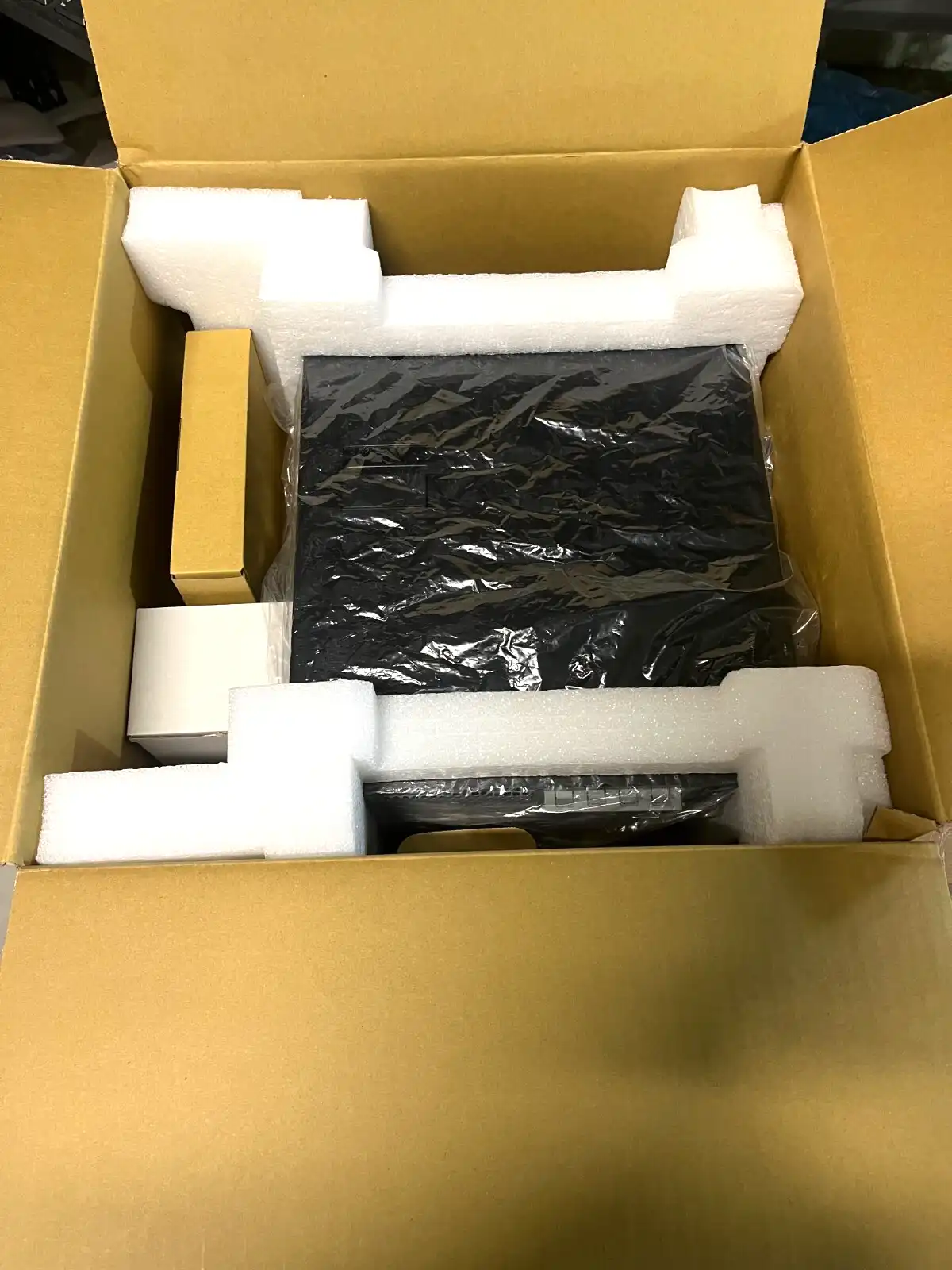 Acer Altos P10 F7 SSF Workstation Zbox (Case, Motherboard, PSU, Fan) brand new