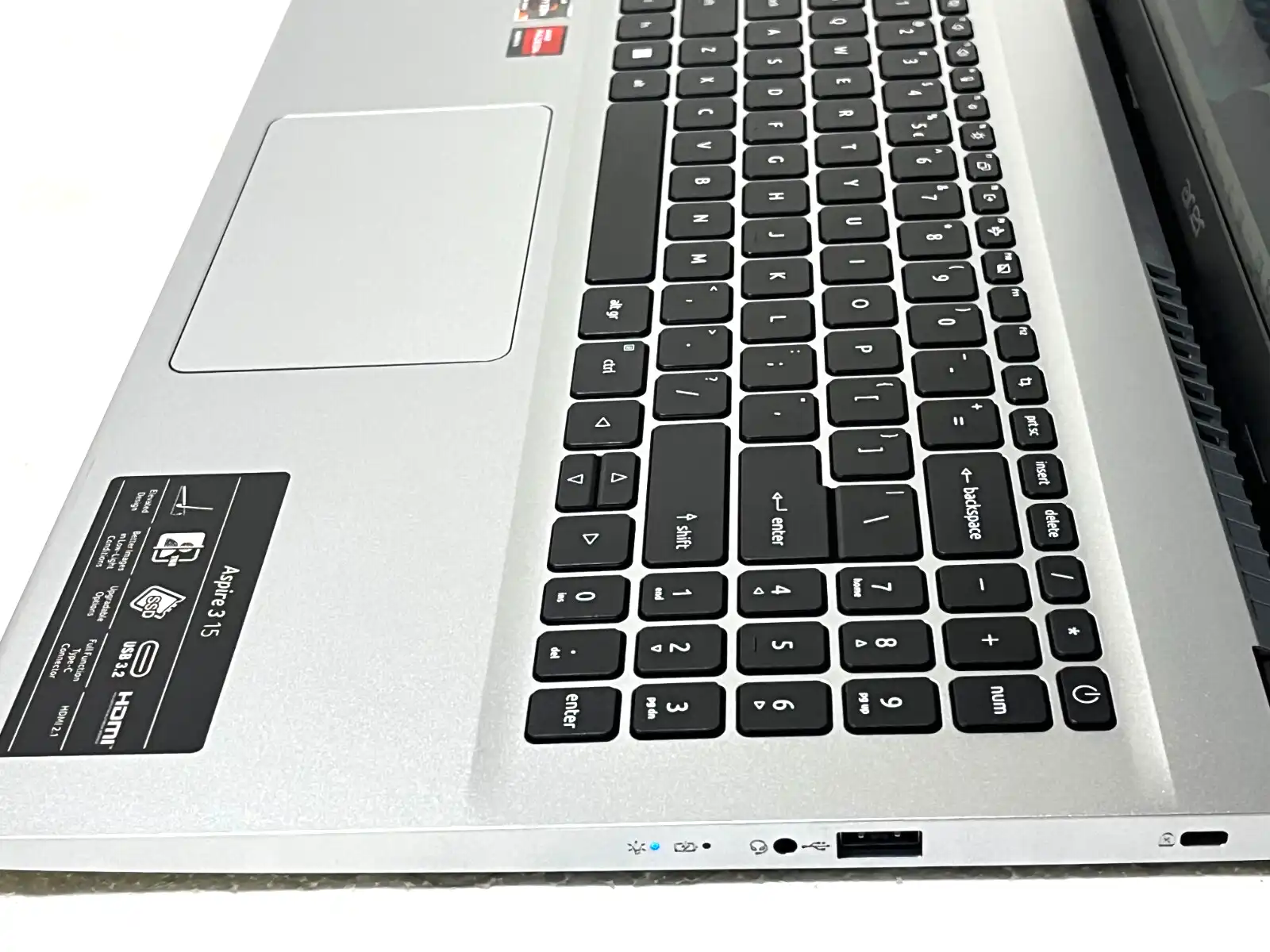 Acer Aspire 3 A315-44P AMD Ryzen 7 5700U 16Gb RAM 1TB SSD 15.6" FHD