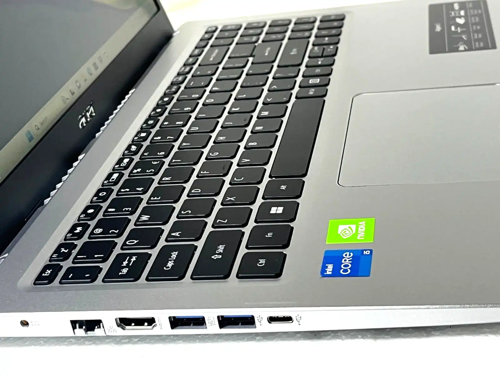 Acer Aspire 5 A515-56G Intel Core i5-1135G7 8Gb RAM 256GB SSD 2GB MX450 15.6 FHD