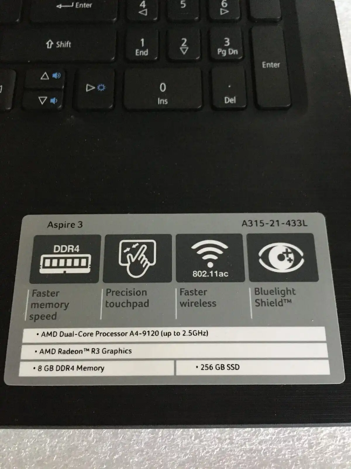 Acer Aspire A315-21-433 AMD A4-9120 8Gb RAM 256Gb SSD Radeon R3 Graphics 15.6"