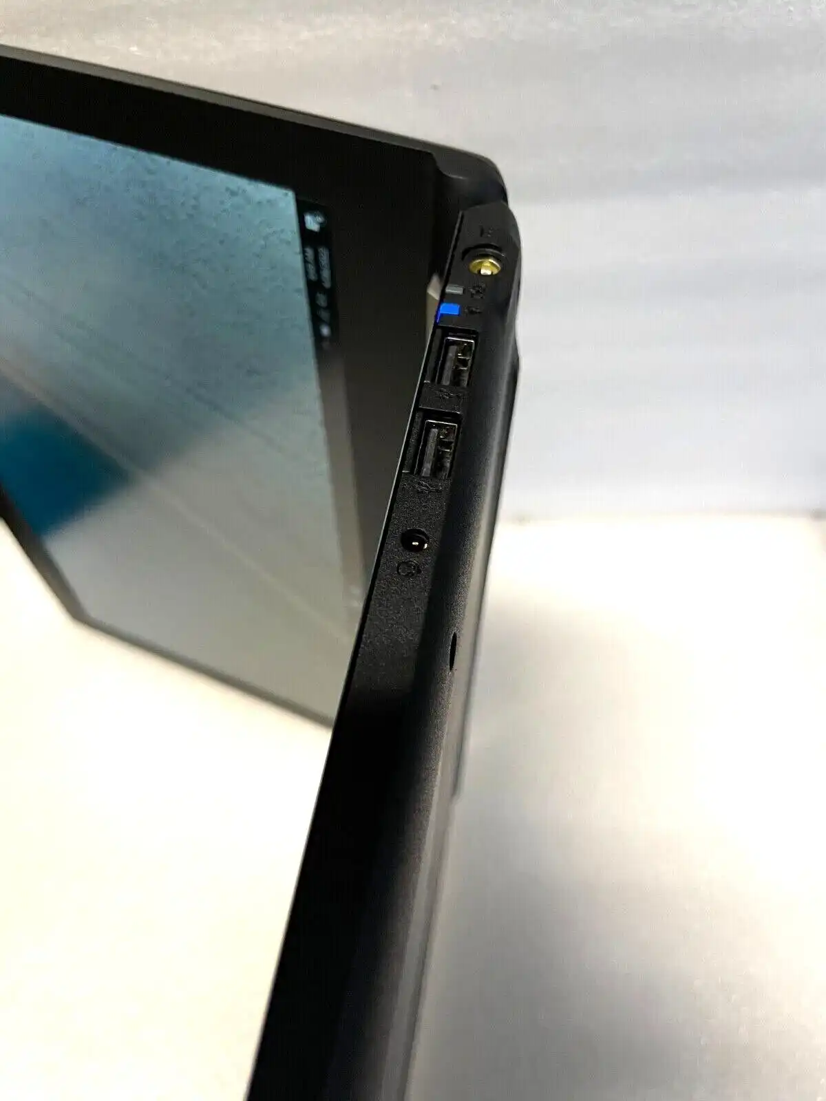 Acer Aspire A515-51G Intel i7-8550u 20Gb RAM 1TB SSD 1TB HDD 2Gb MX150 15.6" FHD