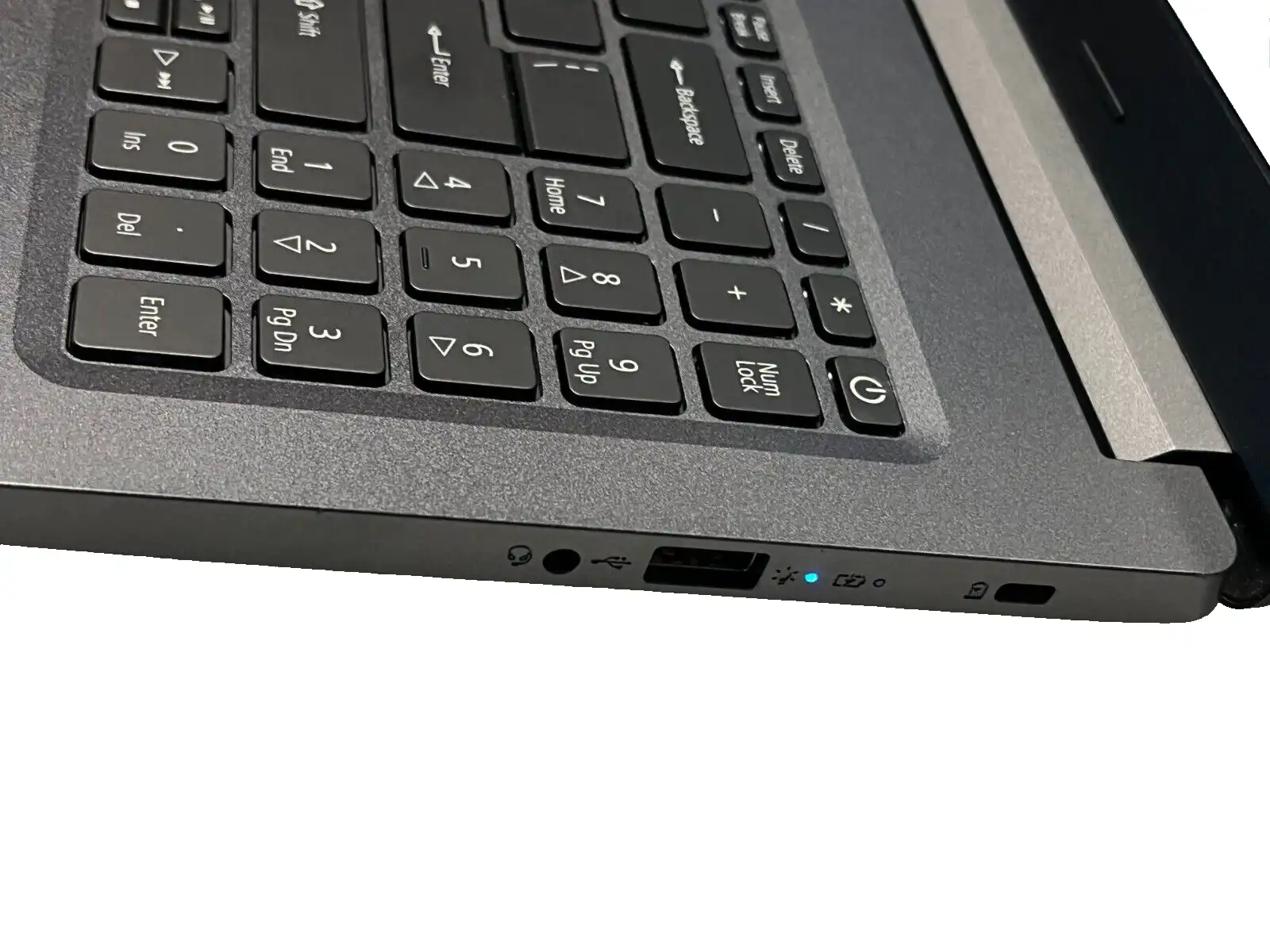 Acer Aspire A515-54G Intel i5-8265u 20Gb RAM 512GB SSD  15.6" FHD  Win11