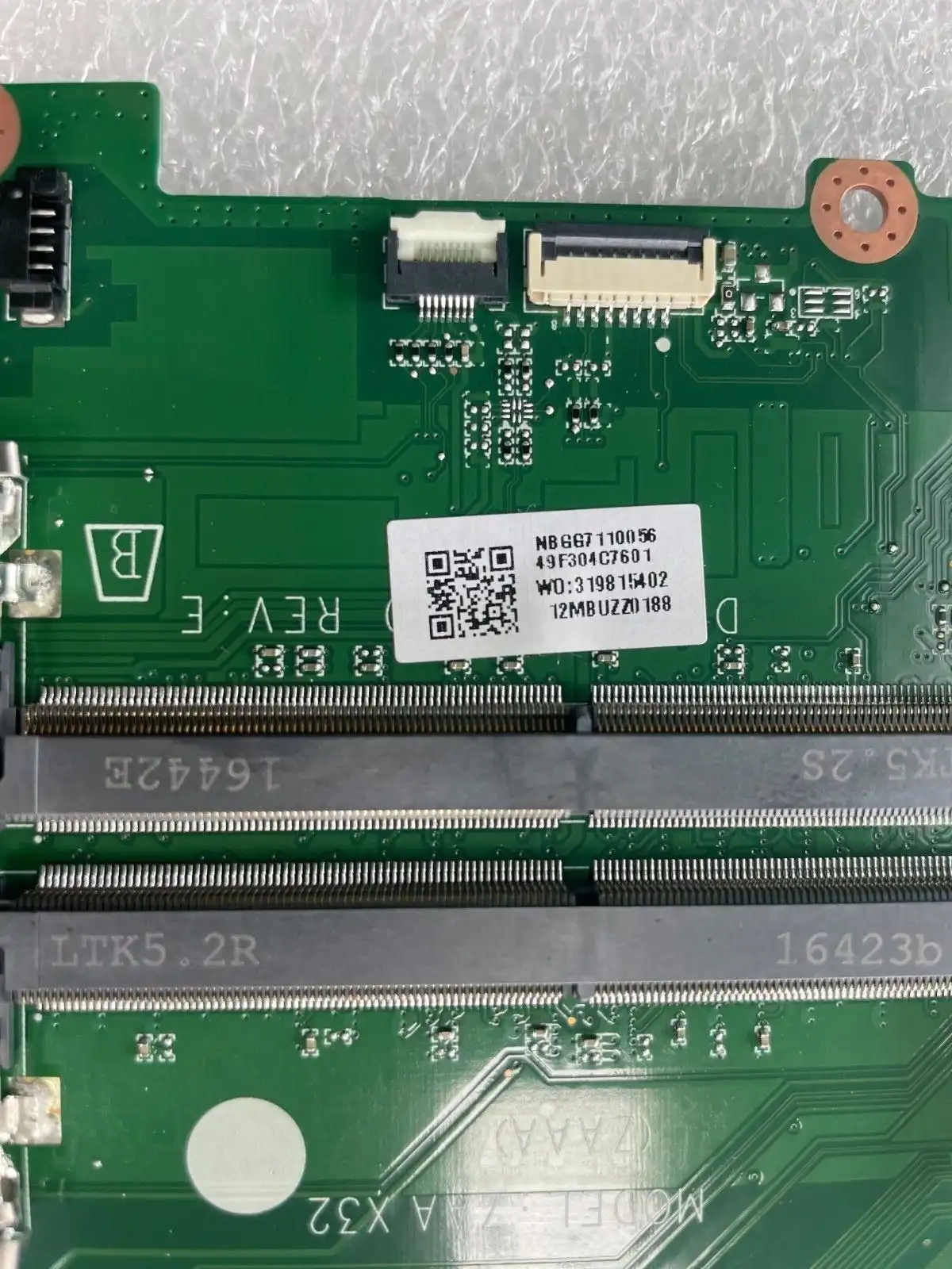 Acer Aspire E5-774G motherboard Intel i5-7200U CPU  2GB GF940M   NB.GG711.005