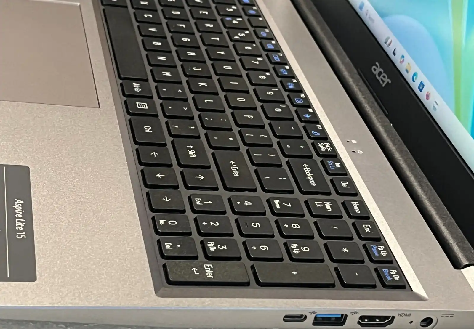 Acer Aspire Lite  AL15-51M Intel i7-1165G7 CPU 16Gb RAM 512GB SSD  15.6" FHD