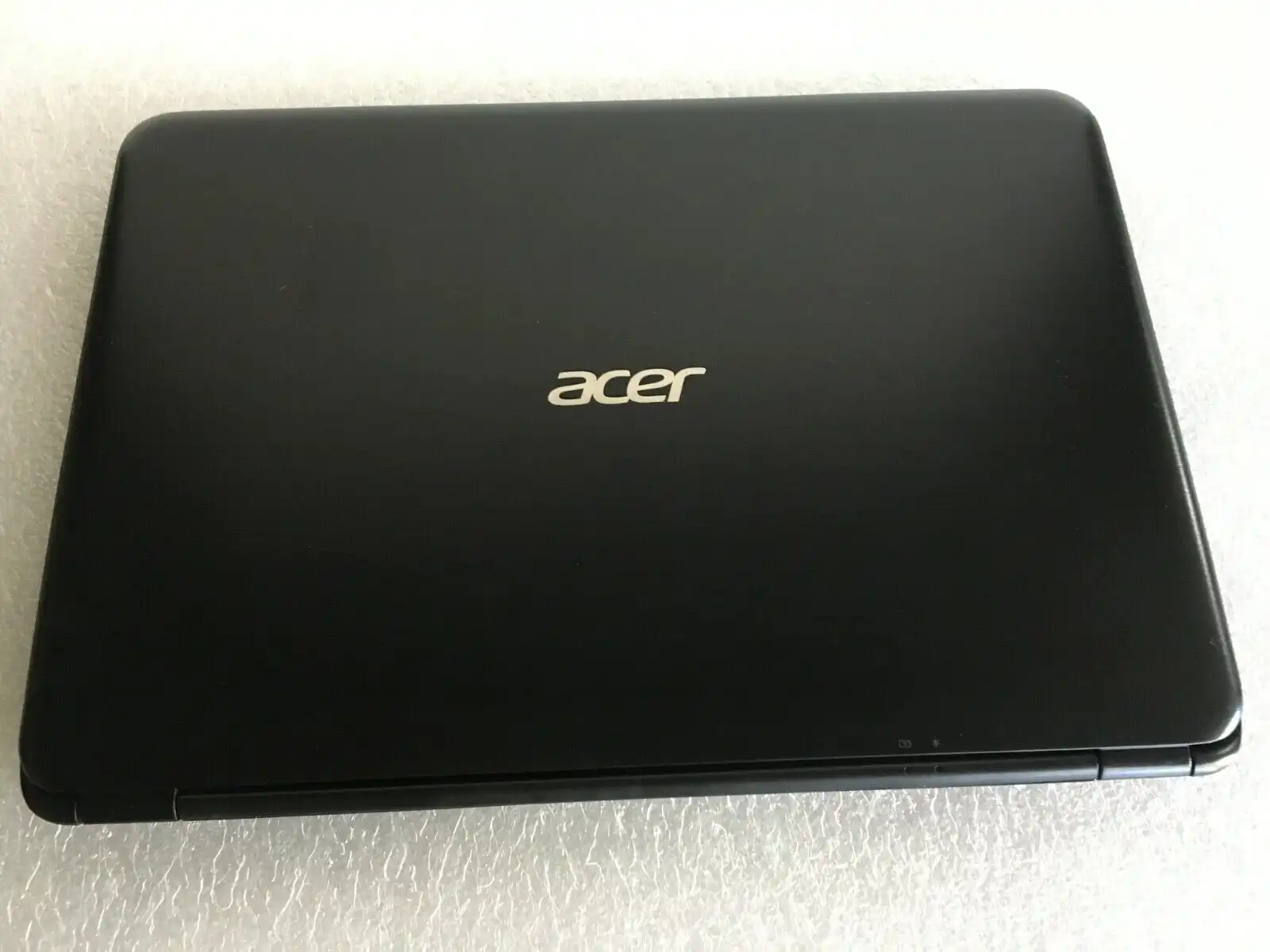 Acer Aspire S5-391 13.3" Intel i7-3517u CPU 4GB RAM 128Gb SSD Win10