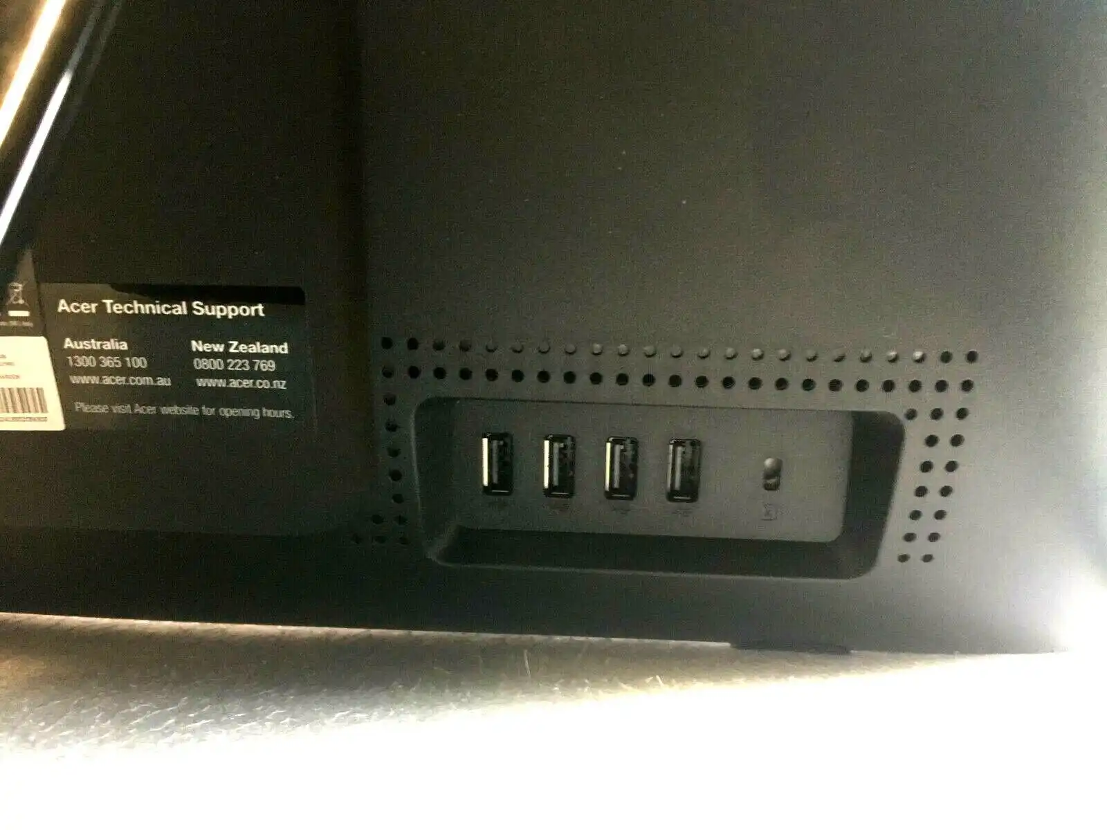 Acer Aspire ZC-106 All-in-one AMD E1-2500 8Gb RAM 1Tb HDD DVD/RW 19.5" Win10 Pro