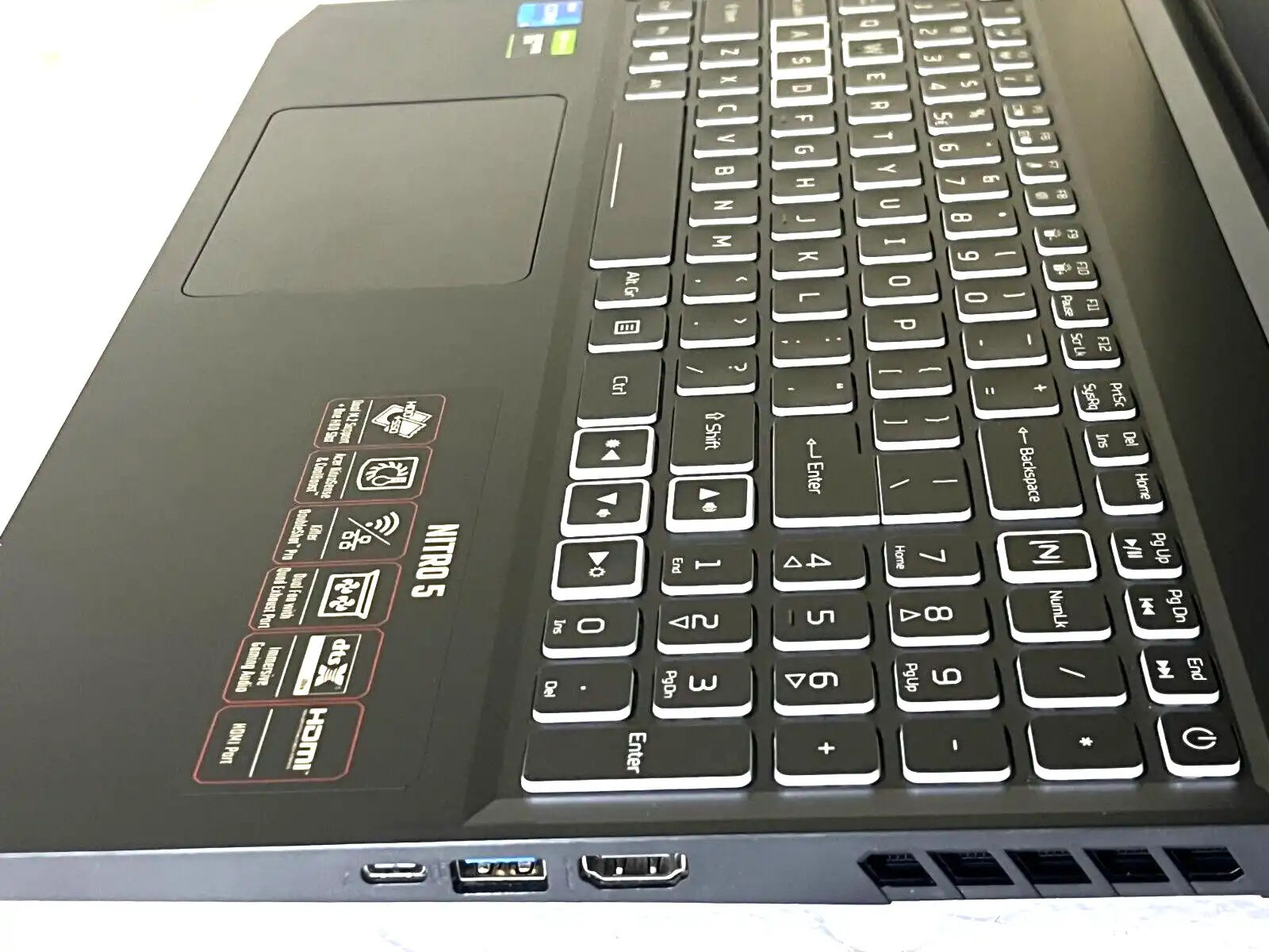 Acer Nitro 5  AN515-56 Intel i5-11300h 16Gb RAM 512GB SSD 4Gb GTX1650 15.6" FHD