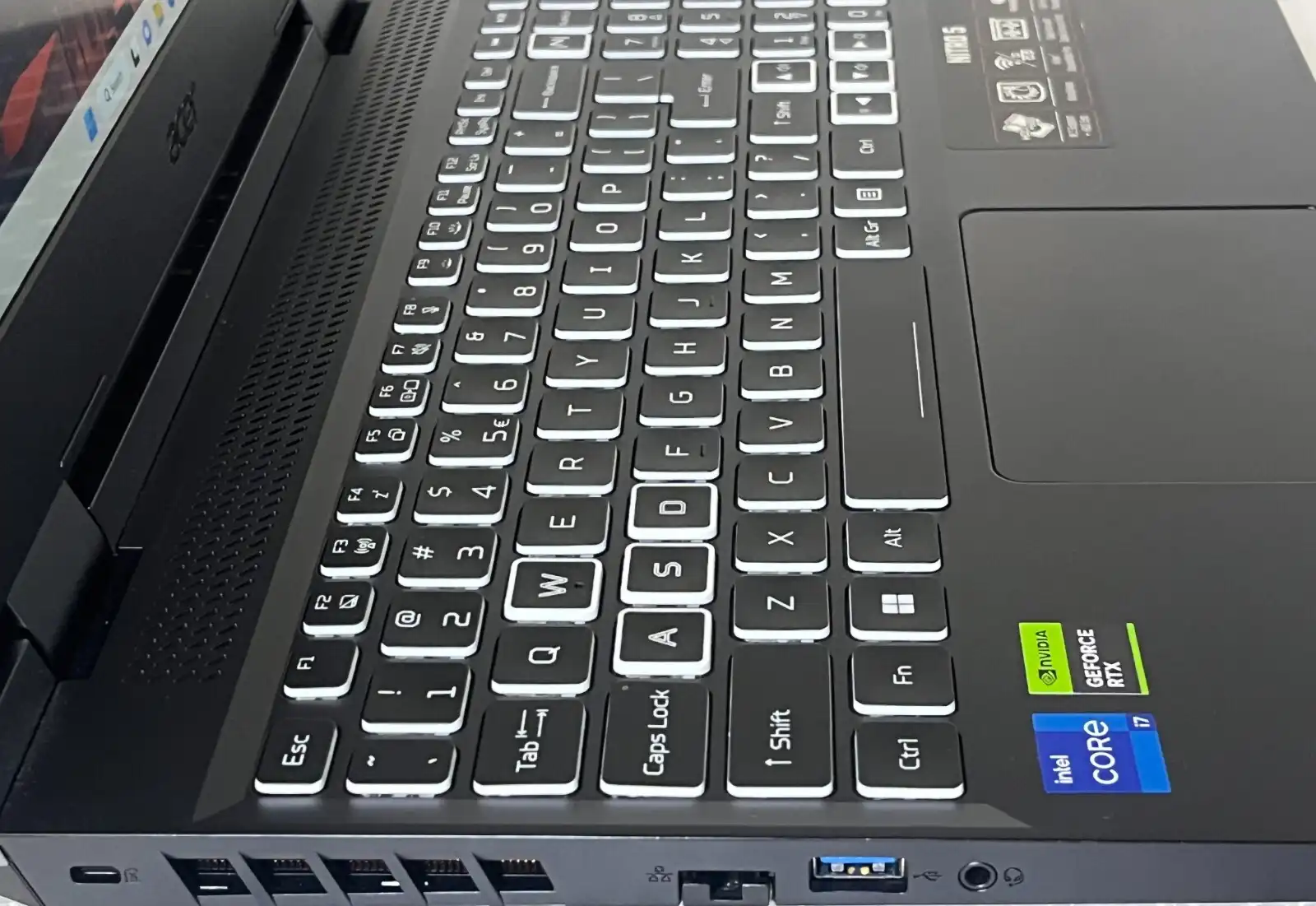 Acer Nitro 5 AN515-58 Intel i7-12650h 16Gb RAM 512GB SSD 8Gb RTX4060 15.6" 144Hz