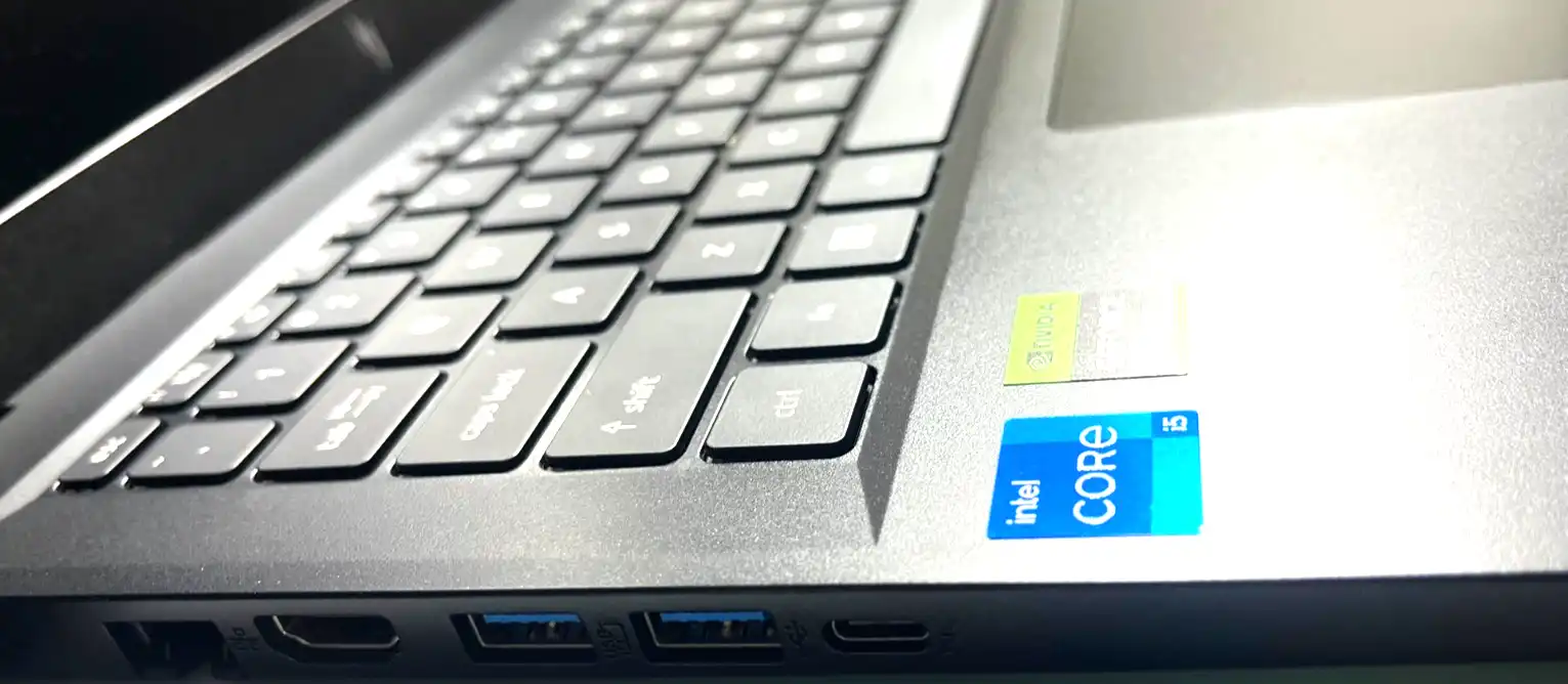 Acer Nitro 5  ANV15-51 Intel i5-13420h 16Gb RAM 512GB SSD 6Gb RTX4050 15.6 144Hz