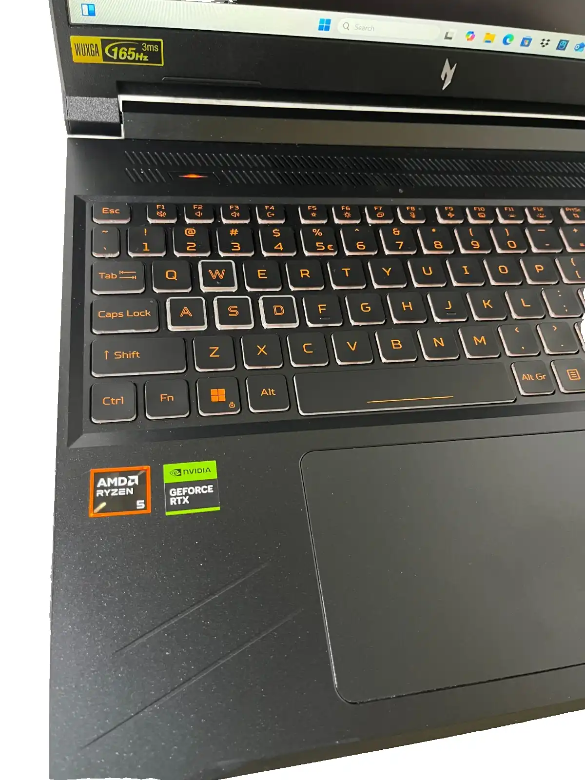 Acer Nitro V  ANV16-41 AMD Ryzen 5 7535HS 16Gb  512GB SSD 6Gb RTX3050 16" 165Hz