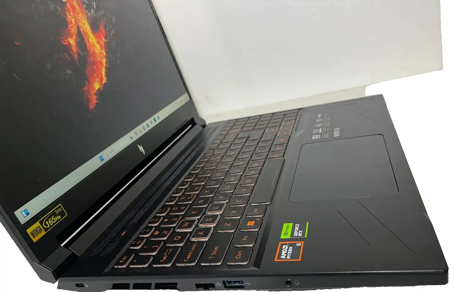 Acer Nitro V  ANV16-41 AMD Ryzen 5 7535HS 16Gb  512GB SSD 6Gb RTX3050 16" 165Hz