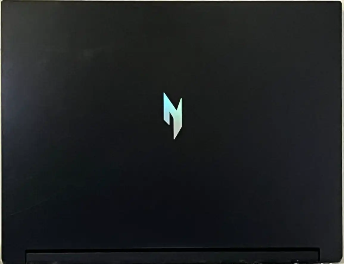 Acer Nitro V  ANV16-41 AMD Ryzen 7 8845HS 16Gb RAM 1TB SSD 8Gb RTX4060 16" WUXGA