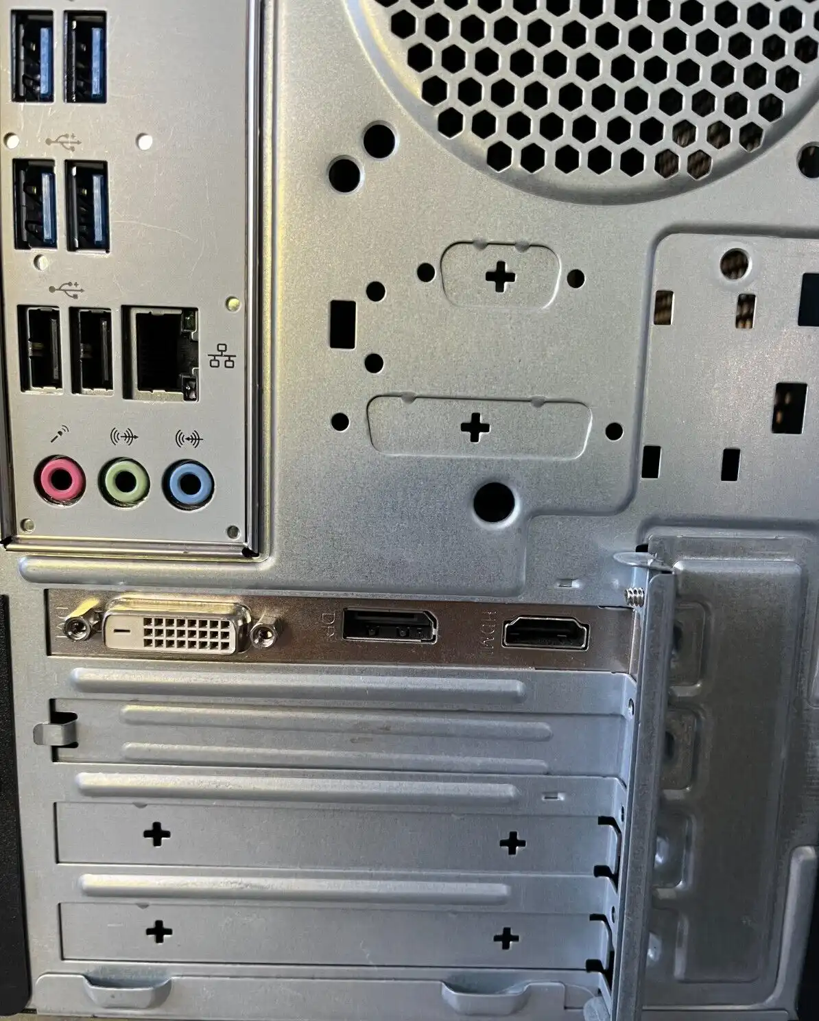 Acer Predator Intel i7-7700T 32Gb RAM 512GB SSD 2TB HDD DVD/RW 4GB GTX 1050Ti