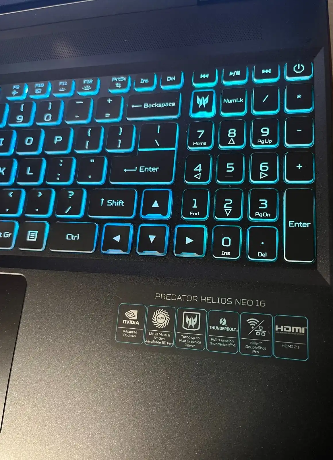 Acer Predator  PH16-71 Intel i7-13700HX 32Gb RAM 512GB SSD 8Gb RTX4070 16" WQXGA