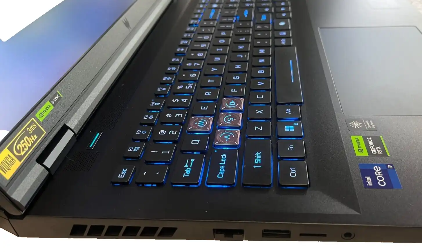 Acer Predator  PH18-72 Intel i9-14900HX 32Gb RAM 1TB SSD 16Gb RTX4090 18" WQXGA