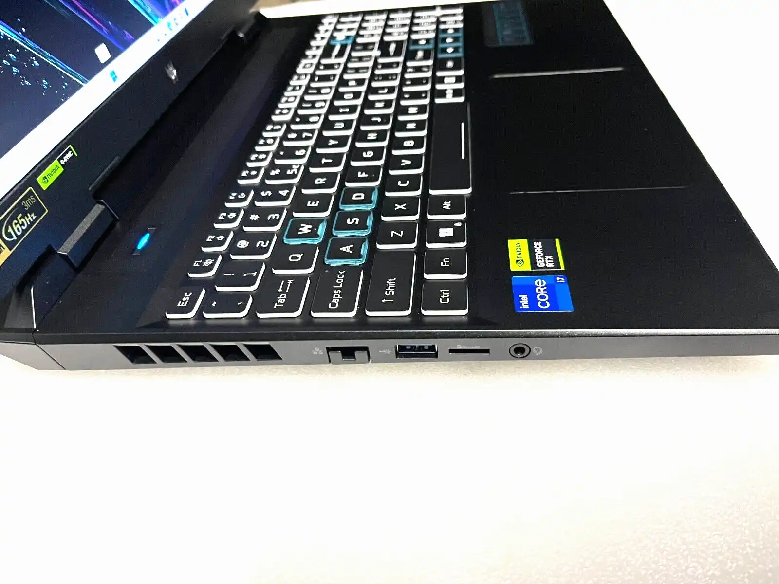 Acer Predator PHN16-71 Intel i7-13700HX 16Gb RAM 512GB SSD 8Gb RTX4070 16" WUXGA