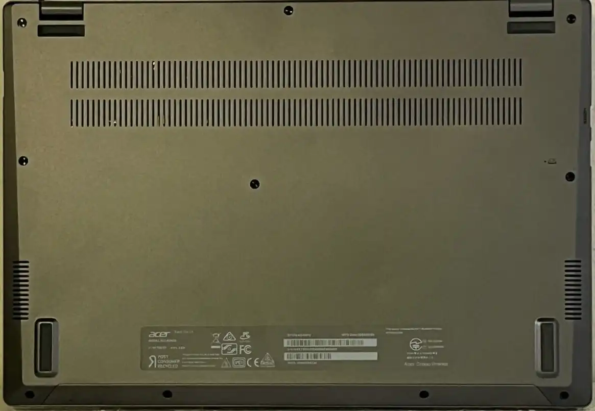 Acer Swift Go 14 AI SFG14-63 AMD Ryzen 7 8845HS 16Gb RAM 512GB SSD 14" 2.8K OLED