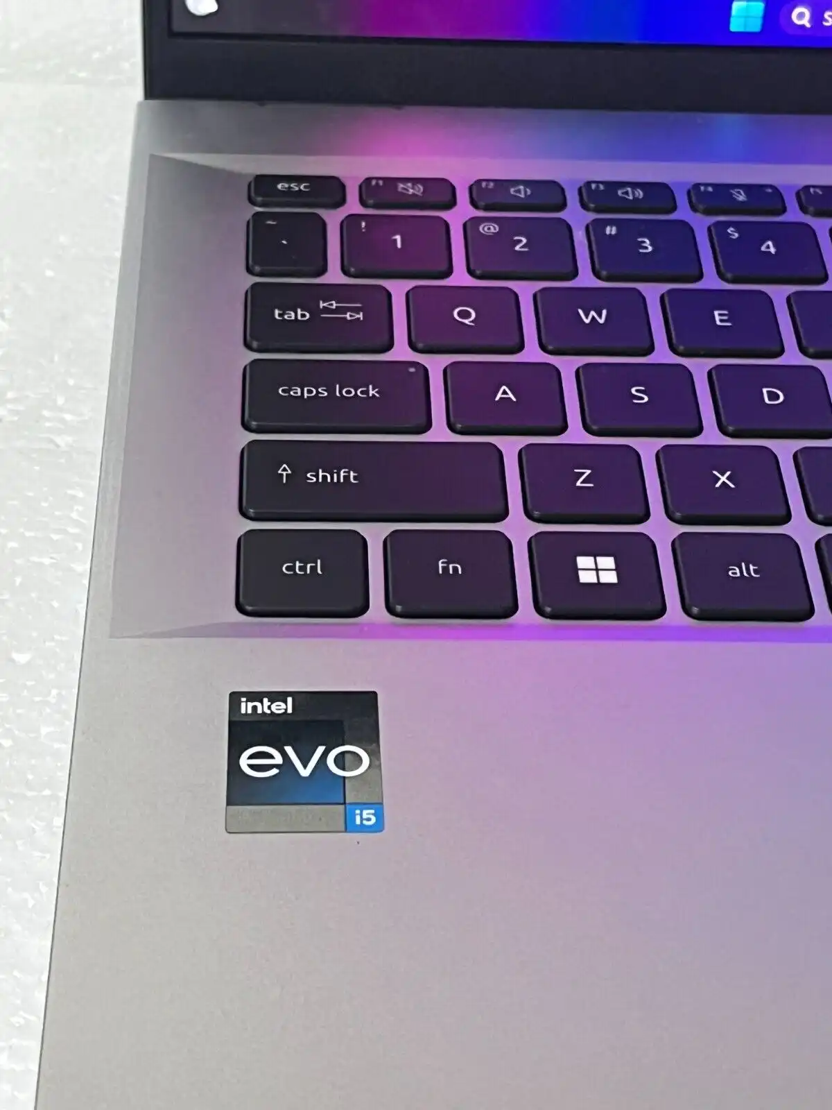 Acer Swift Go 14 Intel i5-13500h 8Gb RAM 512GB SSD 14" 2.8K OLED 2880x1800