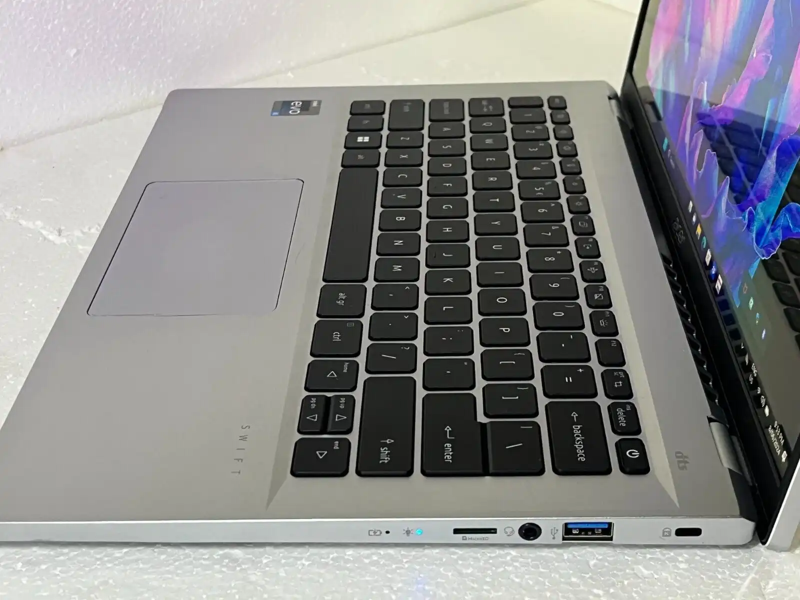 Acer Swift Go EVO 14 Intel i7-13700h 16Gb RAM 512GB SSD 14" IPS Touch 1920x1200