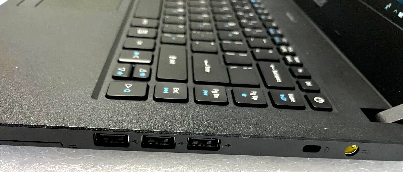 Acer Travelmate P2410 Intel i7-8550u 20Gb RAM 256GB SSD 1TB 2Gb MX130 15.6" FHD