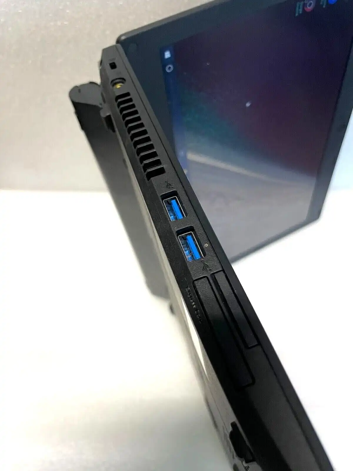 Acer Travelmate P633-M Intel i3-3110M CPU 8GB RAM 120GB SSD 13.3" Win10 Pro