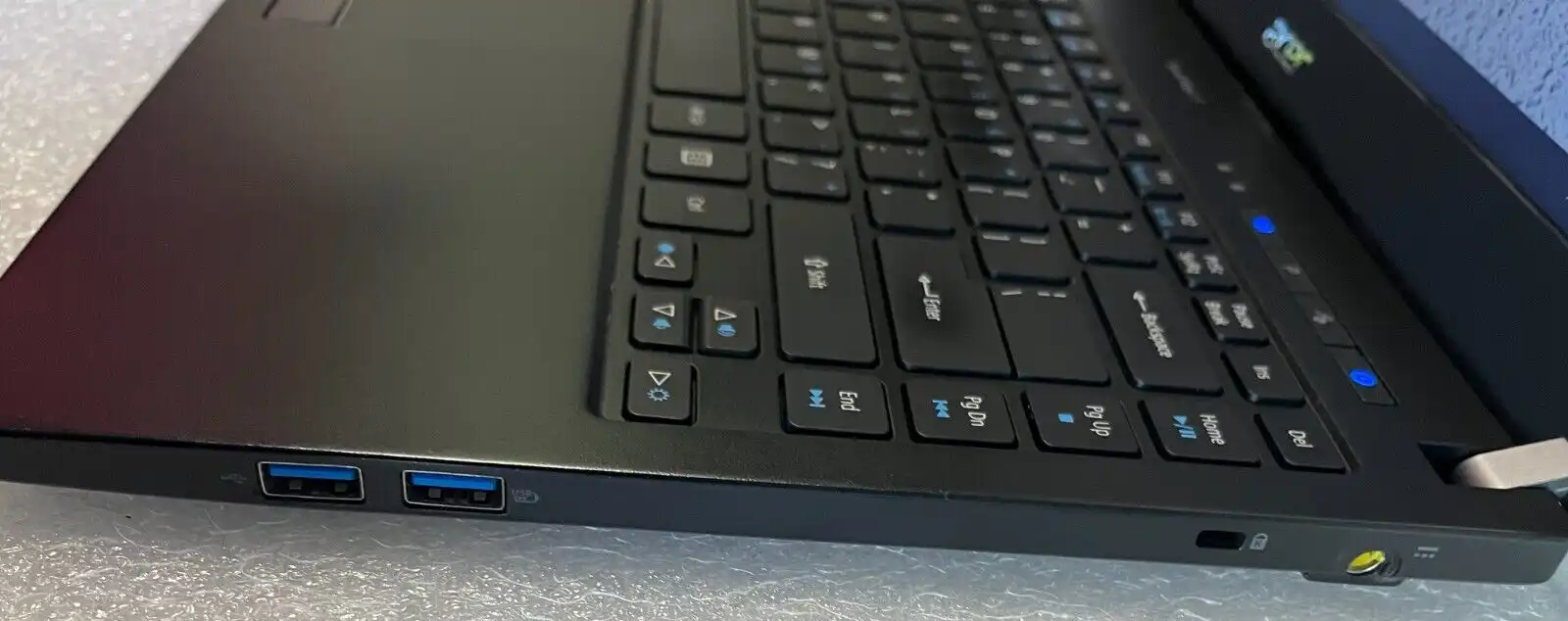 Acer Travelmate P648-M Intel i5-6200u 12Gb RAM 256GB SSD  14" Win10 Pro