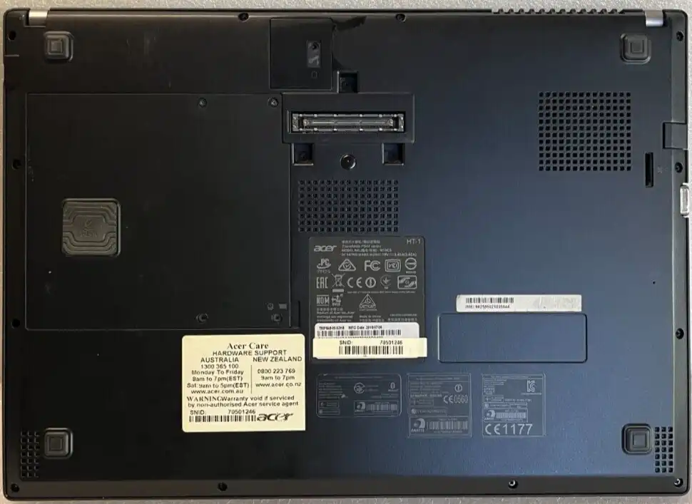 Acer Travelmate P648-M Intel i5-6200u 8Gb RAM 256GB SSD  14" Win10 Pro