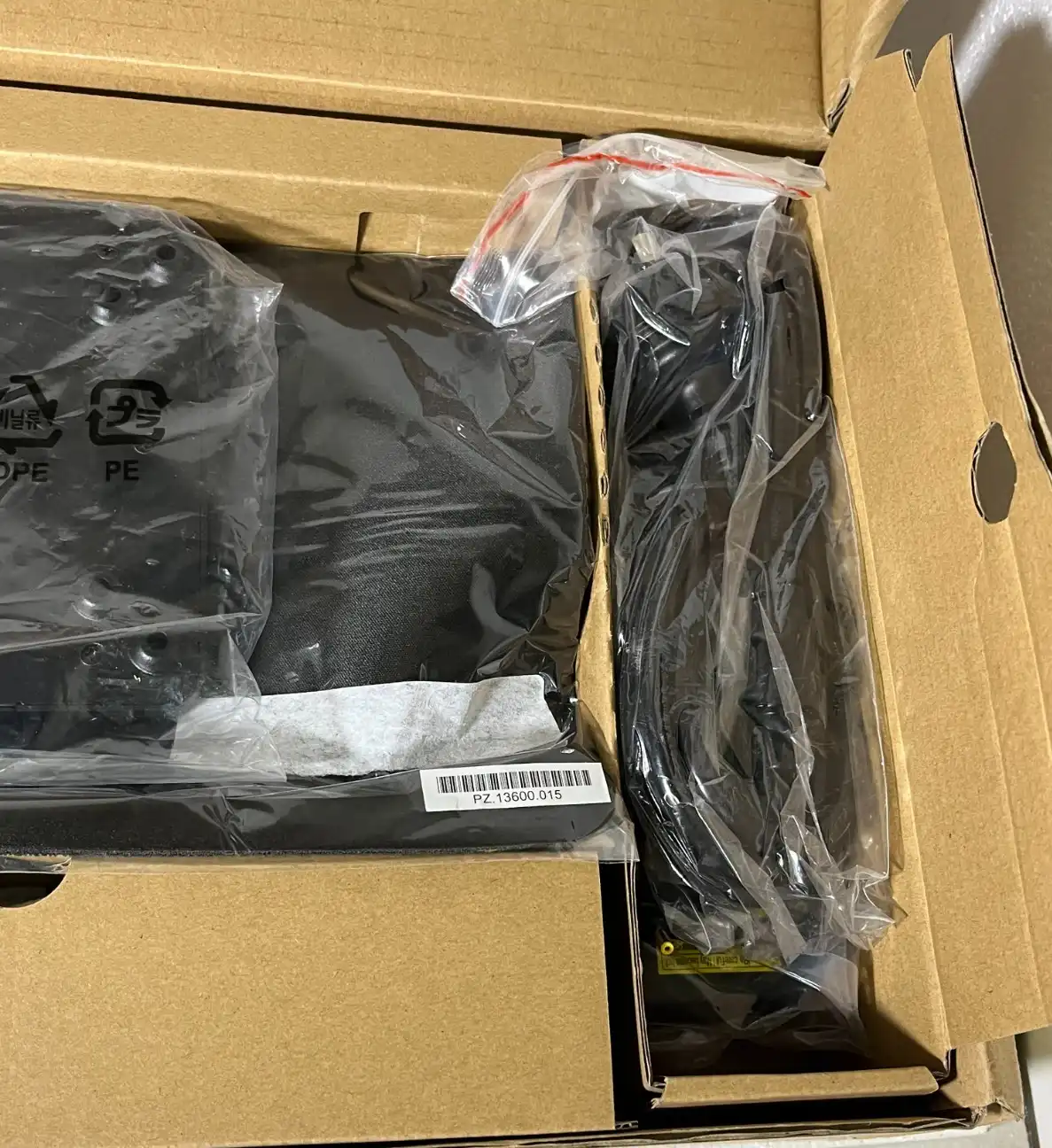 Acer Veriton 2000 Mini VN2590G Intel i5-1335U CPU 16Gb RAM 512GB SSD Win11 Pro