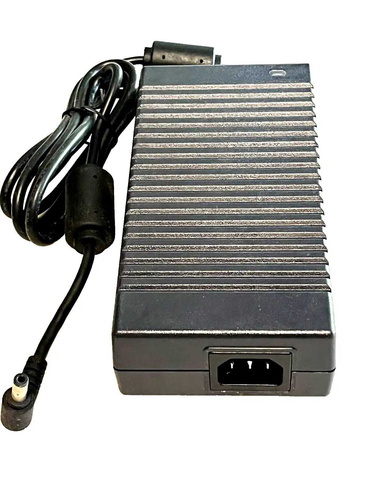 Delta Electronics AC Adaptor 150W 19V 7.9A ADP-150CB B PY.15009.001  2.5mm/5.5mm