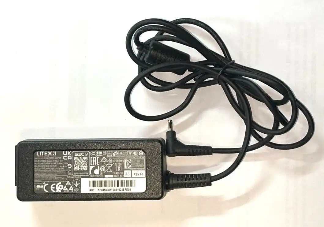 Genuine Acer  AC Adaptor 45W 19V 2.37A  PA-1450-26   KP.04503.011  1mm/3mm tip