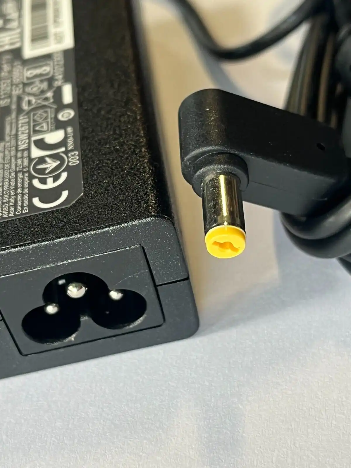 Genuine Acer  AC Adaptor 65W 19V 3.42A  PA-1650-86   KP.06503.017  1.7/5.5mm tip