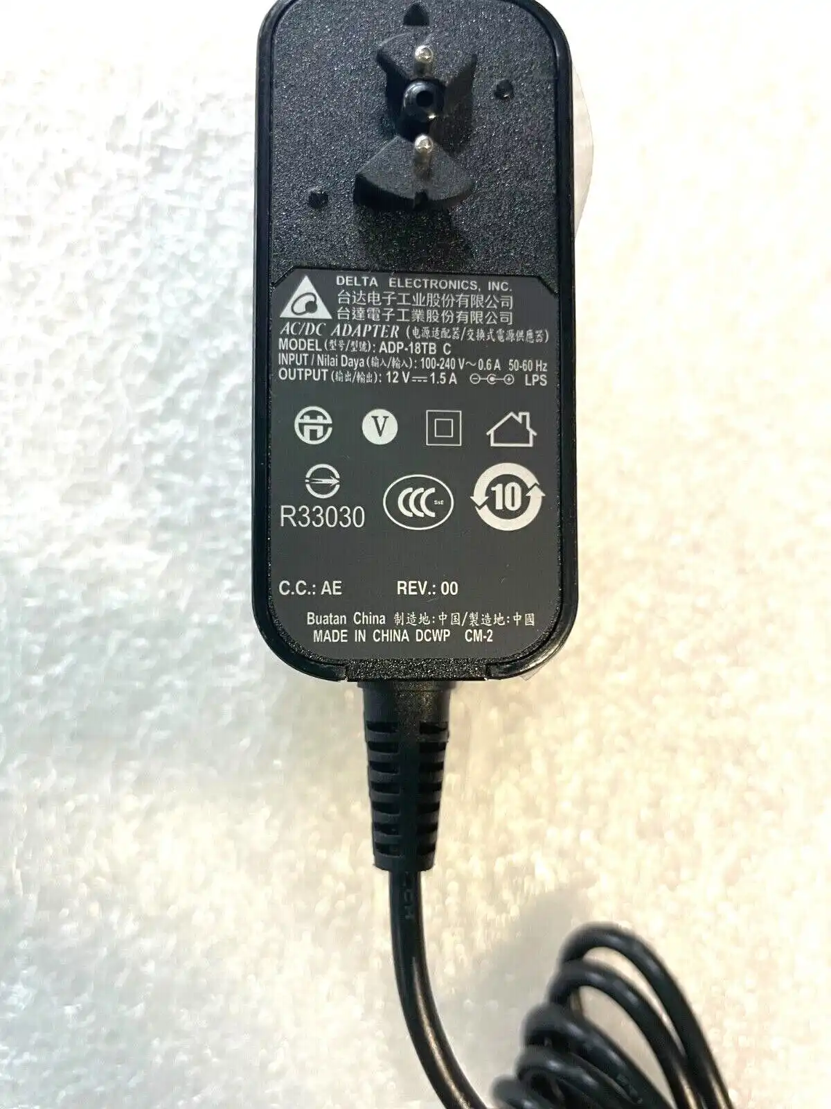 Genuine Acer Switch 10/Switch 11 AC Adaptor 18W 12V 1.5A  ADP-18TBC KP.01801.009