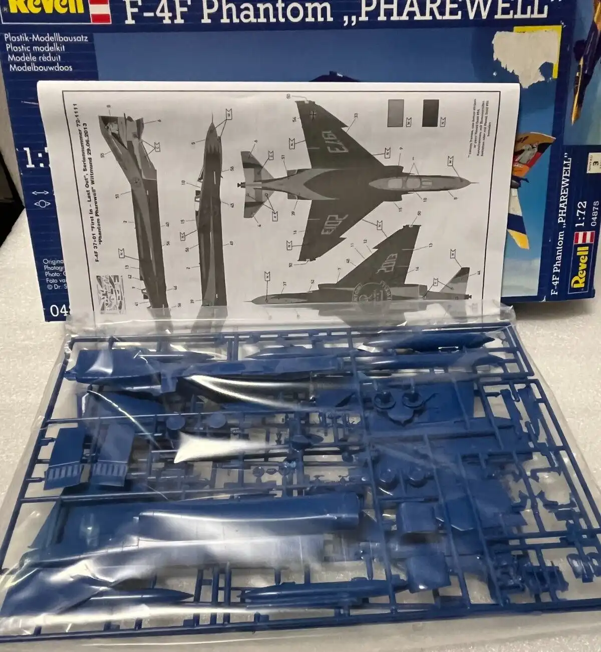 Revell F-4F Phantom II "Pharewell" 1/72 Airplane Model Kit