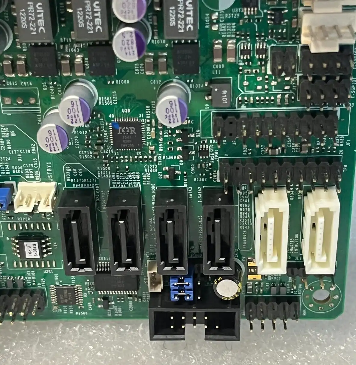 Supermicro X9DRW-3LN4F+-AI034 dual socket 2011 Acer Altos AR360-F2 SB.R8511.001