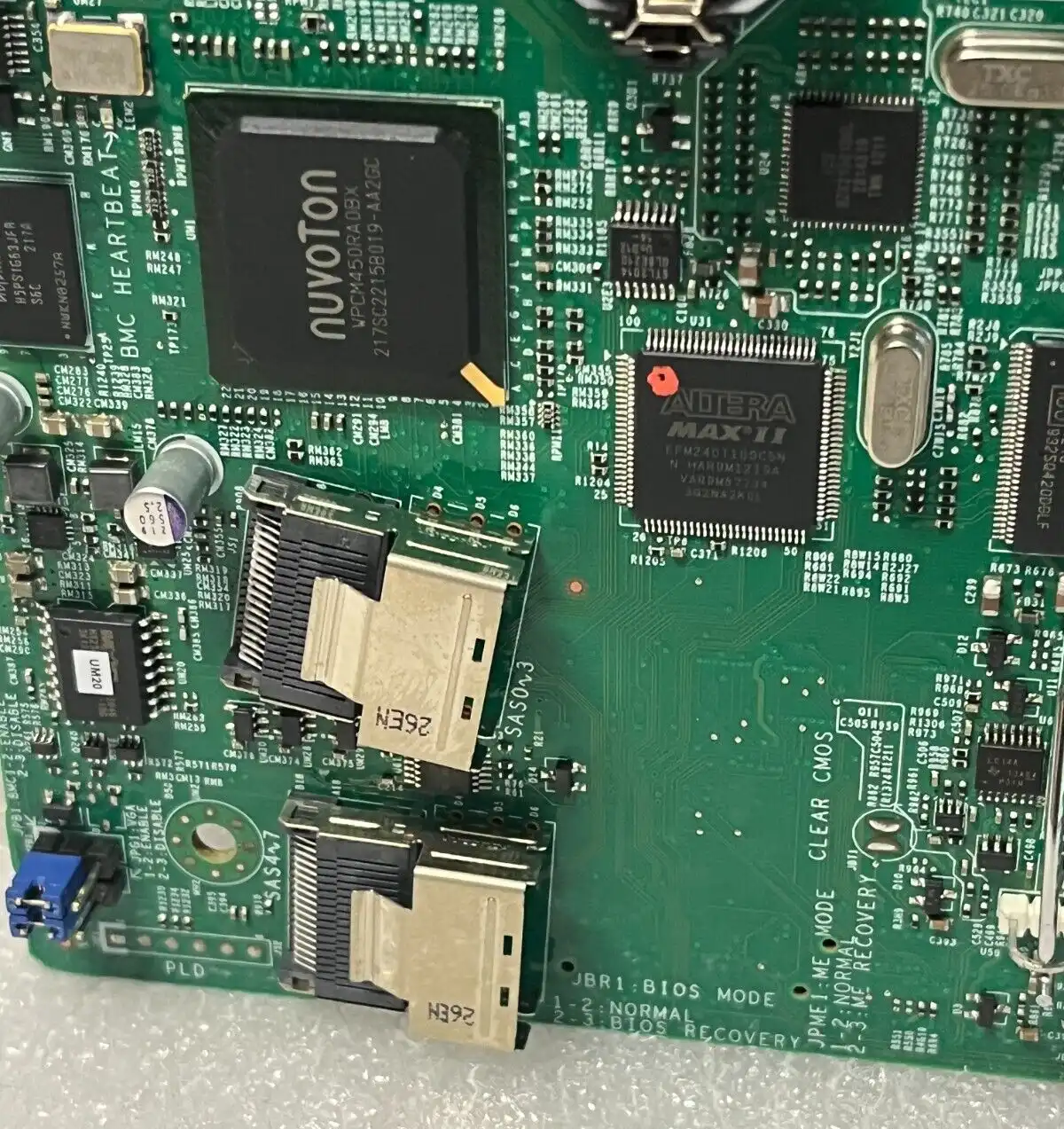 Supermicro X9DRW-3LN4F+-AI034 dual socket 2011 Acer Altos AR360-F2 SB.R8511.001